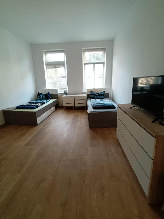 Rockys Ferienwohnung Mitte Markkleeberg Exterior foto